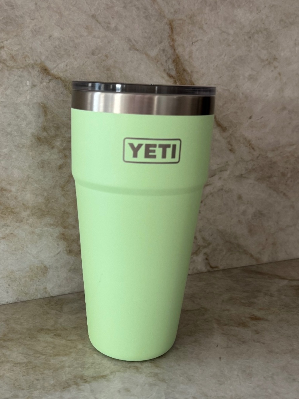 YETI 30oz Stackable Rambler w/straw lid - Key Lime